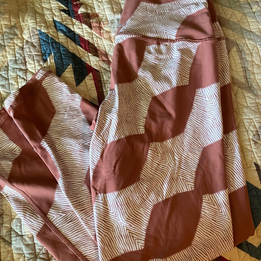 Arie leggings medium